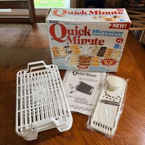 Quick Minute Microwave Food Dehydrator - NIB